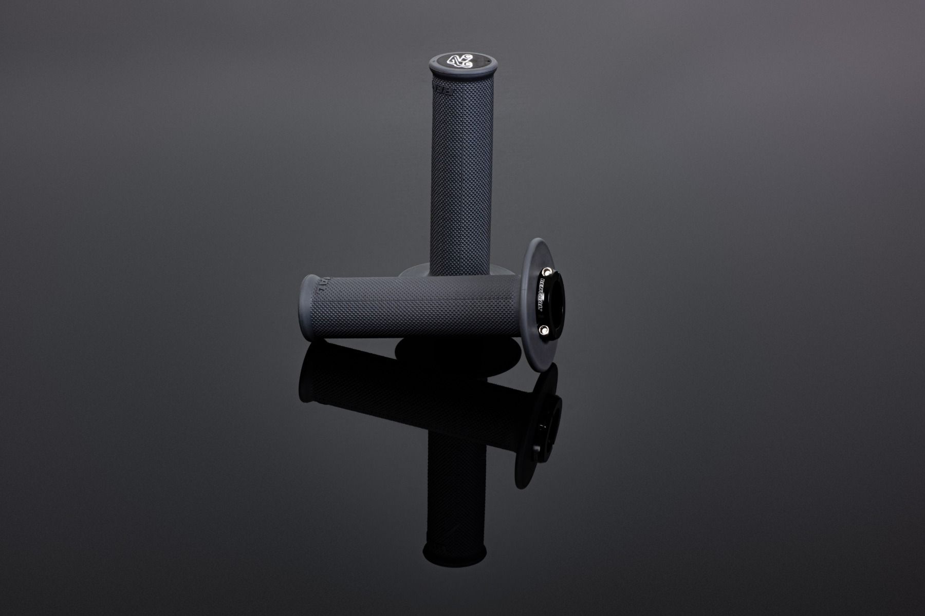 RENTHAL Griff Lock-On (Paar): Full Diamond mittel, grau