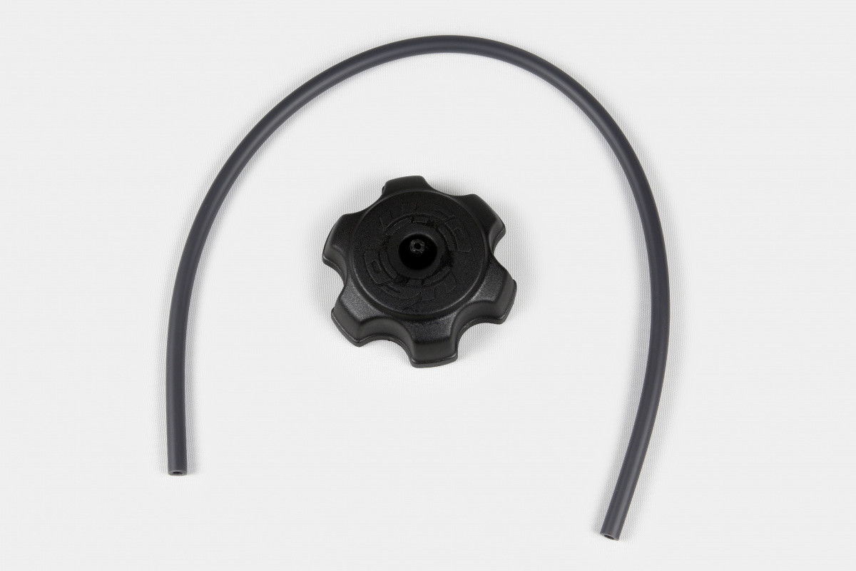 UFO Kunststoff-Tankdeckel für Suzuki RM 125/250 1994-2005, schwarz